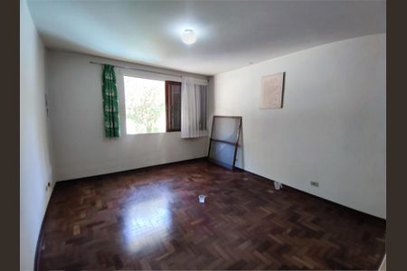 Casa à venda com 446m², 4 quartos e 4 vagas