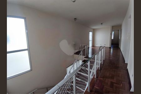 Casa à venda com 446m², 4 quartos e 4 vagas