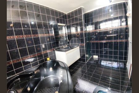 Casa à venda com 446m², 4 quartos e 4 vagas