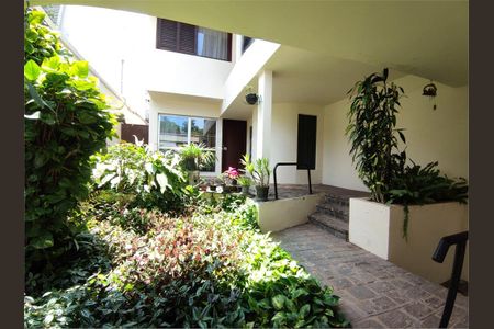 Casa à venda com 446m², 4 quartos e 4 vagas