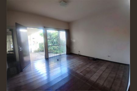 Casa à venda com 446m², 4 quartos e 4 vagas