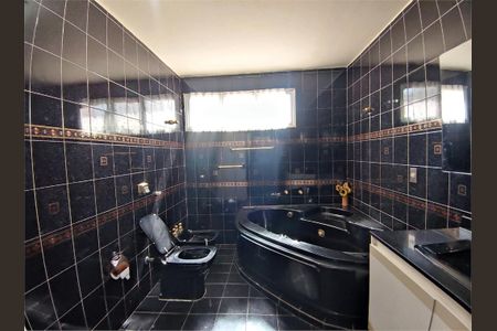 Casa à venda com 446m², 4 quartos e 4 vagas