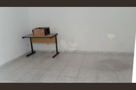 Casa à venda com 242m², 3 quartos e 8 vagas