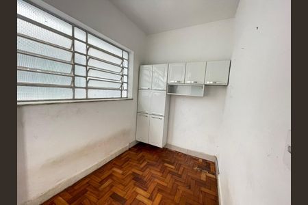 Casa à venda com 3 quartos, 130m² em Planalto Paulista, São Paulo