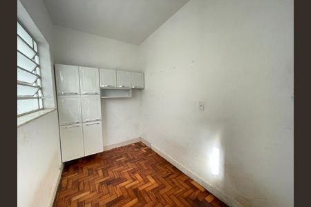 Casa à venda com 3 quartos, 130m² em Planalto Paulista, São Paulo