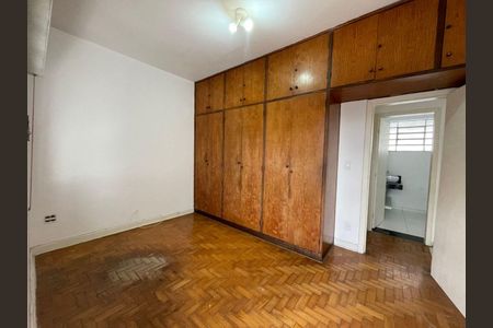 Casa à venda com 3 quartos, 130m² em Planalto Paulista, São Paulo