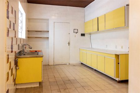 Casa à venda com 309m², 3 quartos e 2 vagas