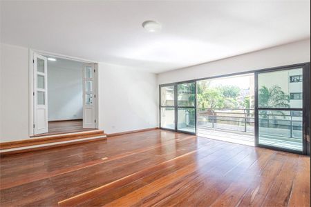Apartamento à venda com 3 quartos, 260m² em Real Parque, São Paulo