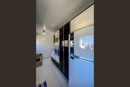 Apartamento à venda com 142m², 3 quartos e 2 vagasCozinha