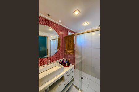 Apartamento à venda com 142m², 3 quartos e 2 vagasBanheiro da Suíte 3