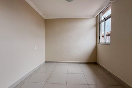 Apartamento para alugar com 68m², 2 quartos e 1 vagaSala