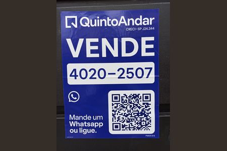 Casa à venda com 168m², 3 quartos e 3 vagas Casa à venda com 168m², 3 quartos e 3 vagasPlaca