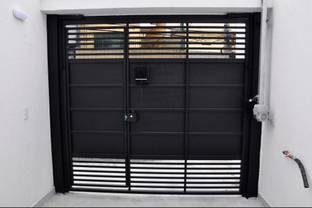 Casa à venda com 168m², 3 quartos e 3 vagas Casa à venda com 168m², 3 quartos e 3 vagasGaragem