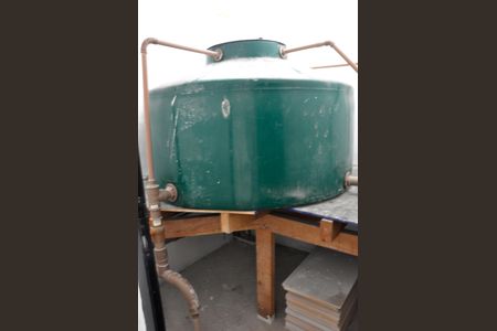 Casa à venda com 168m², 3 quartos e 3 vagas Casa à venda com 168m², 3 quartos e 3 vagasCaixa de água