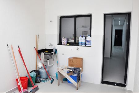 Casa à venda com 168m², 3 quartos e 3 vagas Casa à venda com 168m², 3 quartos e 3 vagasCozinha