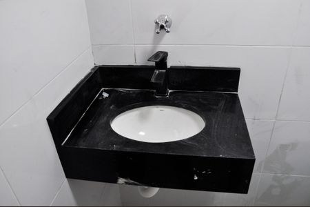 Casa à venda com 168m², 3 quartos e 3 vagas Casa à venda com 168m², 3 quartos e 3 vagasLavabo da Laje