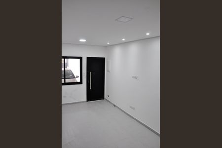 Casa à venda com 168m², 3 quartos e 3 vagas Casa à venda com 168m², 3 quartos e 3 vagasSala