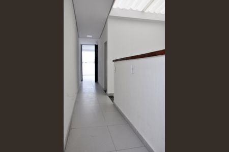 Casa à venda com 168m², 3 quartos e 3 vagas Casa à venda com 168m², 3 quartos e 3 vagasCorredor Laje