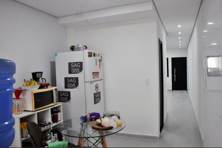 Casa à venda com 168m², 3 quartos e 3 vagas Casa à venda com 168m², 3 quartos e 3 vagasCozinha