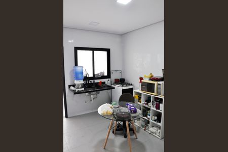 Casa à venda com 168m², 3 quartos e 3 vagas Casa à venda com 168m², 3 quartos e 3 vagasCozinha