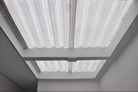 Casa à venda com 168m², 3 quartos e 3 vagas Casa à venda com 168m², 3 quartos e 3 vagasEscada Laje