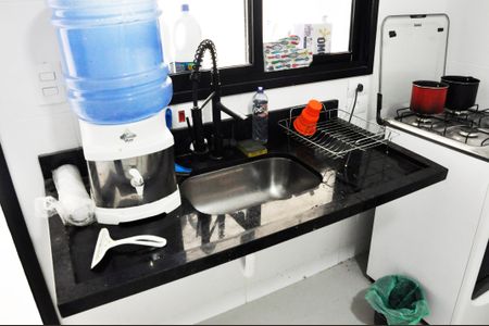 Casa à venda com 168m², 3 quartos e 3 vagas Casa à venda com 168m², 3 quartos e 3 vagasCozinha