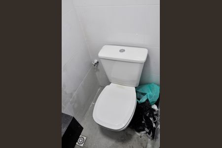 Casa à venda com 168m², 3 quartos e 3 vagas Casa à venda com 168m², 3 quartos e 3 vagasLavabo da Laje