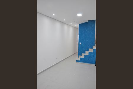 Casa à venda com 168m², 3 quartos e 3 vagas Casa à venda com 168m², 3 quartos e 3 vagasSala