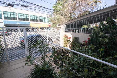 Casa à venda com 179m², 2 quartos e 1 vagaQuintal