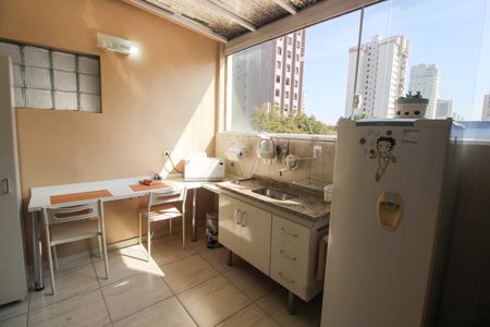 Casa à venda com 179m², 2 quartos e 1 vagaCozinha