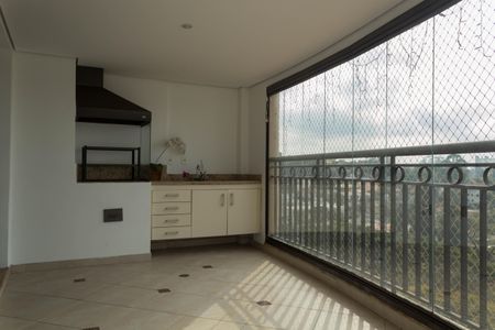 Apartamento à venda com 138m², 3 quartos e 3 vagasVaranda