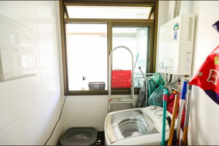 Apartamento à venda com 66m², 2 quartos e 1 vagaÁrea de Serviço