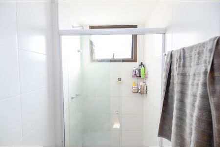 Apartamento à venda com 66m², 2 quartos e 1 vagaBanheiro da Suíte