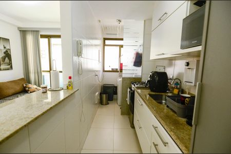 Apartamento à venda com 66m², 2 quartos e 1 vagaCozinha