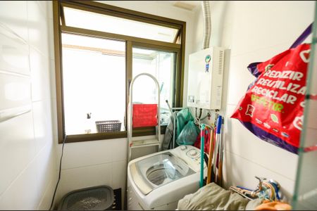 Apartamento à venda com 66m², 2 quartos e 1 vagaÁrea de Serviço