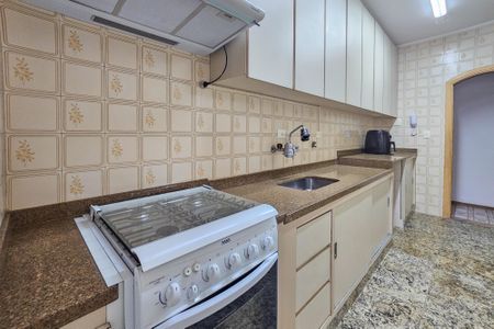 Apartamento para alugar com 100m², 4 quartos e 1 vaga Apartamento para alugar com 100m², 4 quartos e 1 vagaCozinha