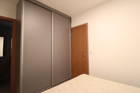 Apartamento para alugar com 60m², 2 quartos e 2 vagasQuarto 1 - Suíte