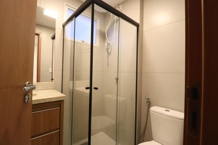 Apartamento para alugar com 60m², 2 quartos e 2 vagasBanheiro do Quarto 1