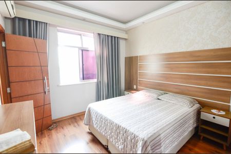 Apartamento à venda com 98m², 2 quartos e sem vagaSuíte