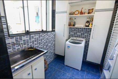 Apartamento à venda com 98m², 2 quartos e sem vagaÁrea de Serviço