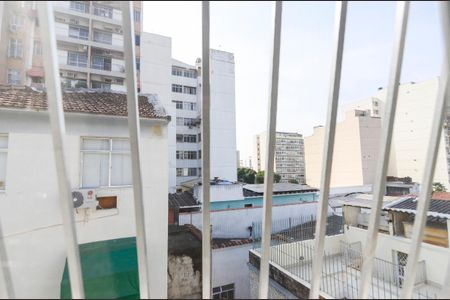 Apartamento à venda com 98m², 2 quartos e sem vagaSala