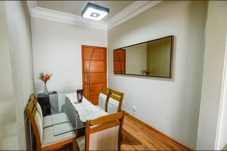 Apartamento à venda com 98m², 2 quartos e sem vagaSala