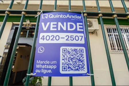 Apartamento à venda com 98m², 2 quartos e sem vagaPlaca
