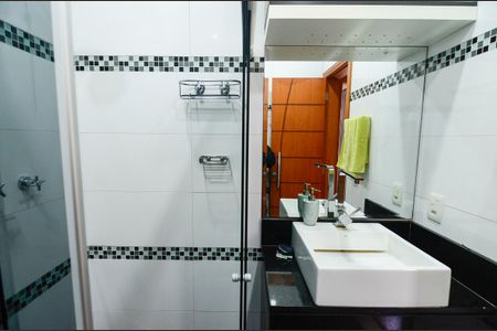 Apartamento à venda com 98m², 2 quartos e sem vagaBanheiro Social