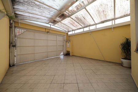 Casa à venda com 125m², 3 quartos e 2 vagasGaragem