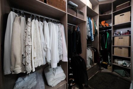 Casa à venda com 125m², 3 quartos e 2 vagasSuíte