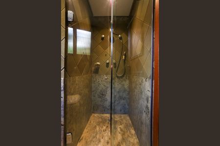 Apartamento à venda com 240m², 4 quartos e 4 vagas Apartamento à venda com 240m², 4 quartos e 4 vagasBanheiro do Quarto 2