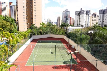 Apartamento à venda com 240m², 4 quartos e 4 vagas Apartamento à venda com 240m², 4 quartos e 4 vagasVista do Quarto 3