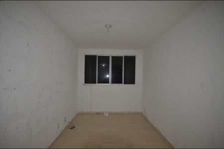 Sala de apartamento para alugar com 2 quartos, 45m² em Paciência, Rio de Janeiro