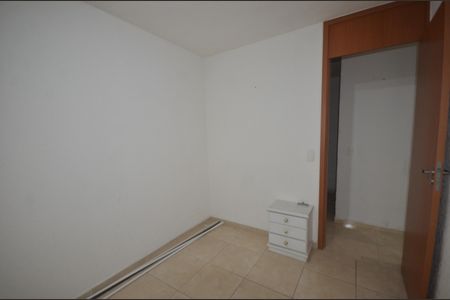 Quarto 1 de apartamento para alugar com 2 quartos, 45m² em Paciência, Rio de Janeiro